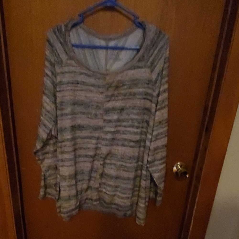 Sonoma long sleeve shirt